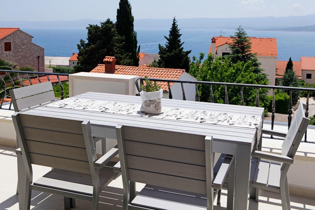 Apartments Diana - New Heated Pool Бол Екстер'єр фото